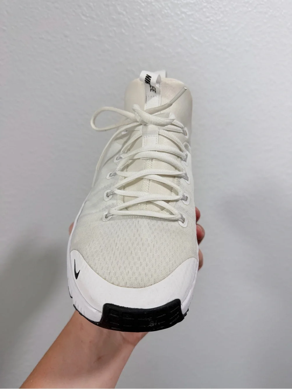 Nike white beige Metcon